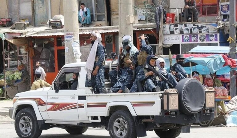 Afganistan’da DEAŞ’ın Kanlı İntihar Saldırısı!