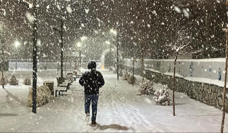 8 İlde Kar Nedeniyle Eğitime Ara Verildi!