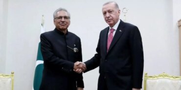 baskan-erdogan-pakistan-cumhurbaskani-asif-ali-zerdari-ile-gorustu-1739132422674.jpg