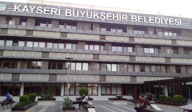 Kayseri Belediyesi’nden Borç İddialarına Yanıt