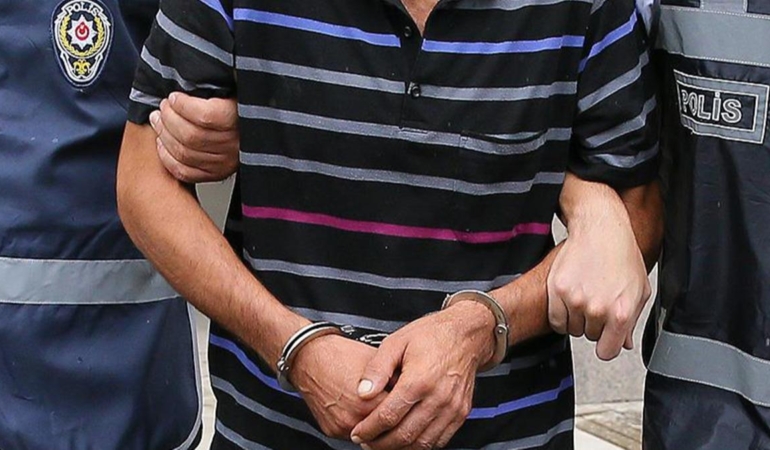 Adana’da Narkotik Operasyonu: Uyuşturucu Haplar Ele Geçirildi!