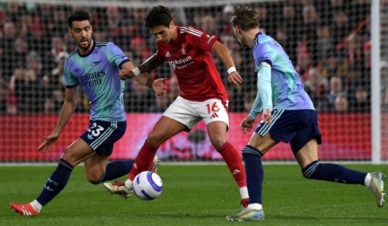 Premier Lig’de Arsenal ve Nottingham Berabere Kaldı