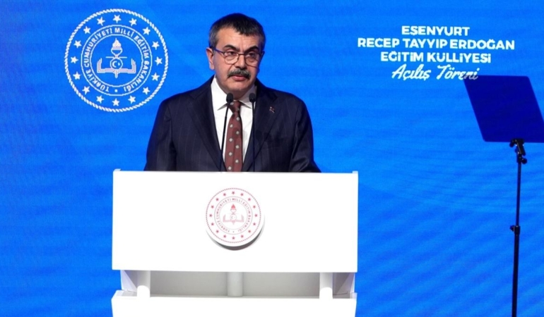 Bakan Tekin'den deprem bölgesindeki derslik sayısı hedefine ilişkin açıklama