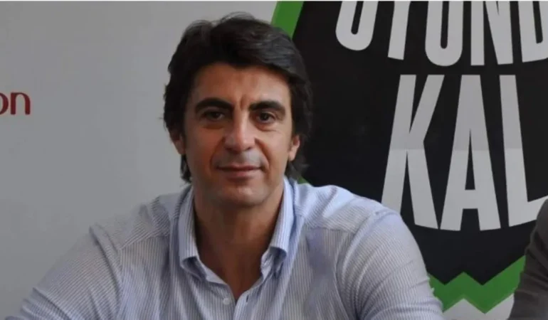 Soğuğa Meydan Okuyan İbrahim Kutluay Yüzdü!