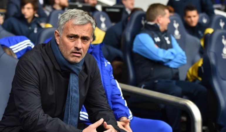 Mourinho İsyanı: Chelsea Taraftarından Çağrı!