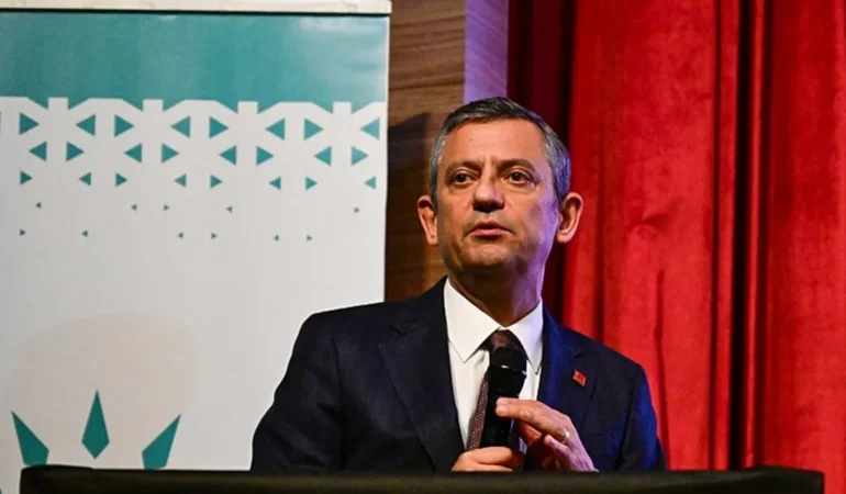 CHP’de Adaylık Krizi: Akif Hamzaçebi’den Sert Açıklama!