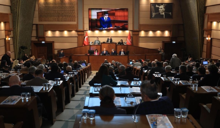 İBB Meclisi’nde Kirli Su ve Sokak Hayvanları Tartışıldı