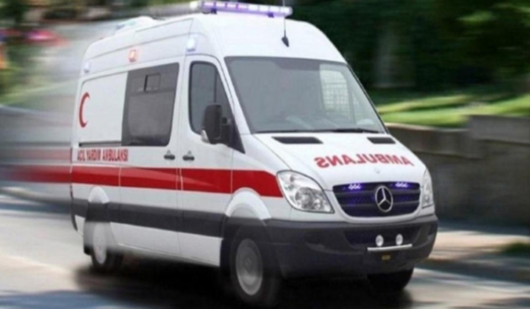Kadıköy’de Denizde Hareketsiz Erkek Bulundu