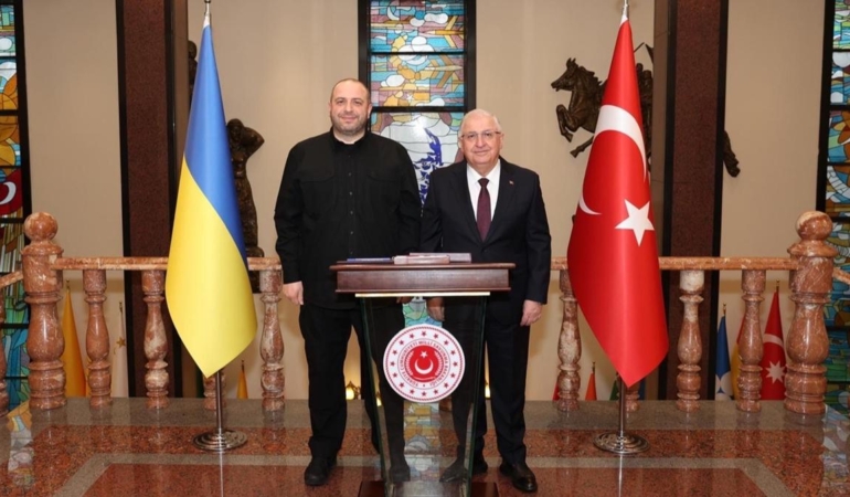 Milli Savunma Bakanı Güler, Ukraynalı mevkidaşıyla görüştü