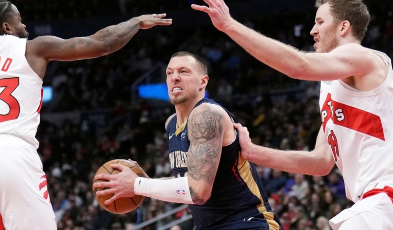 Monaco, Daniel Theis ile Güçlendi!