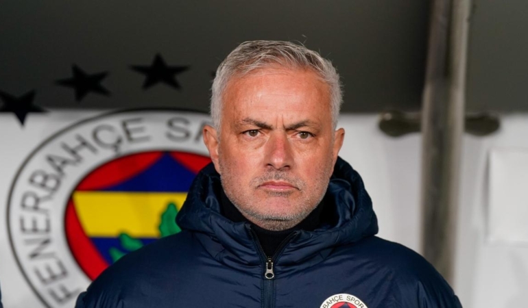 Mourinho’dan Transfer Açıklamaları: Endişeler Var!