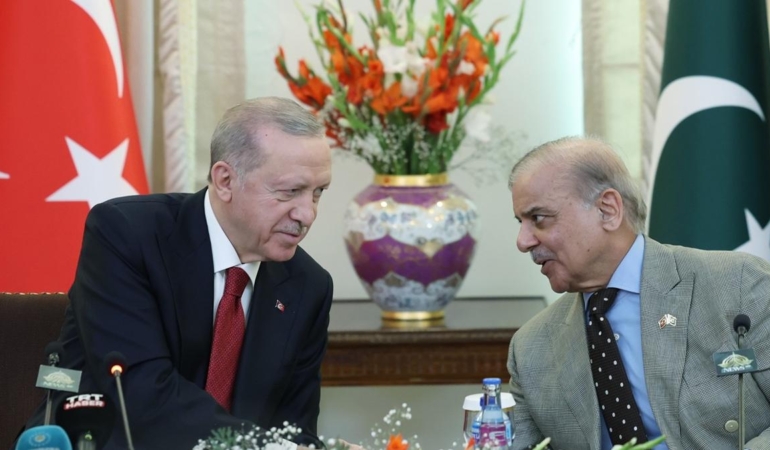 Pakistan Başbakanı Şerif: Cumhurbaşkanı Erdoğan İslam dünyasının lideri