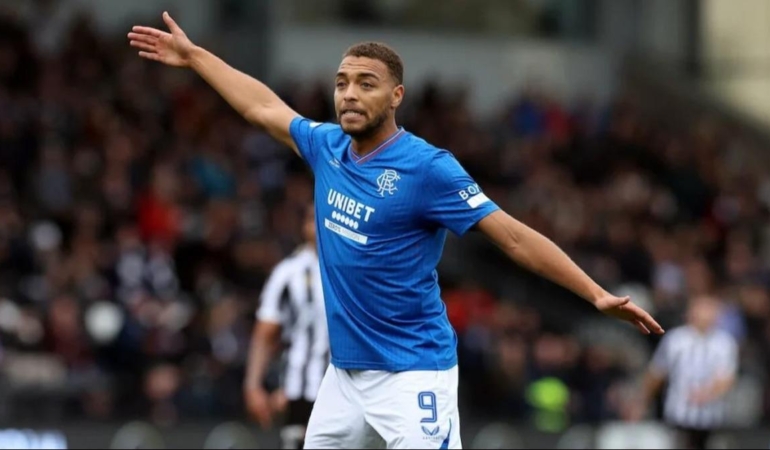 Rangers’ta Kriz: Taraftar Maçı Terk Etti!