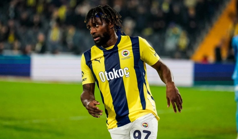 Saint-Maximin’in paylaşımı derbiyi yorumladı!
