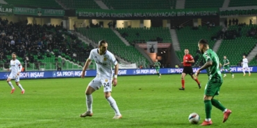 sakaryaspor-ile-ankaraguc-977_2-41.jpg