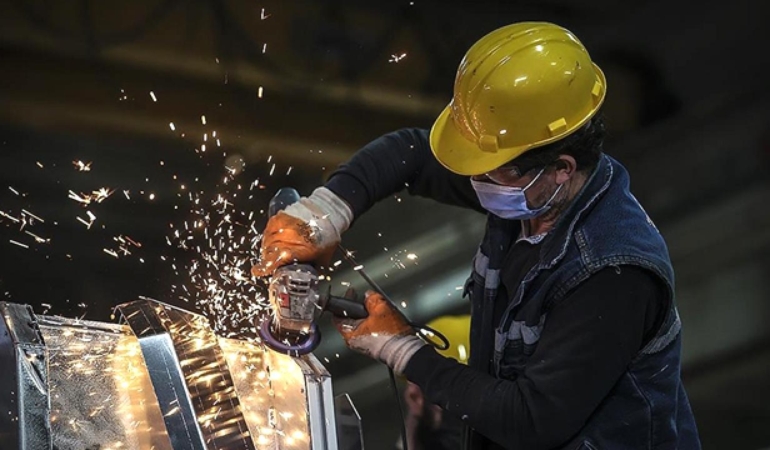 İstihdamda Sektörel Dalgalanma ve Ücret Artışları