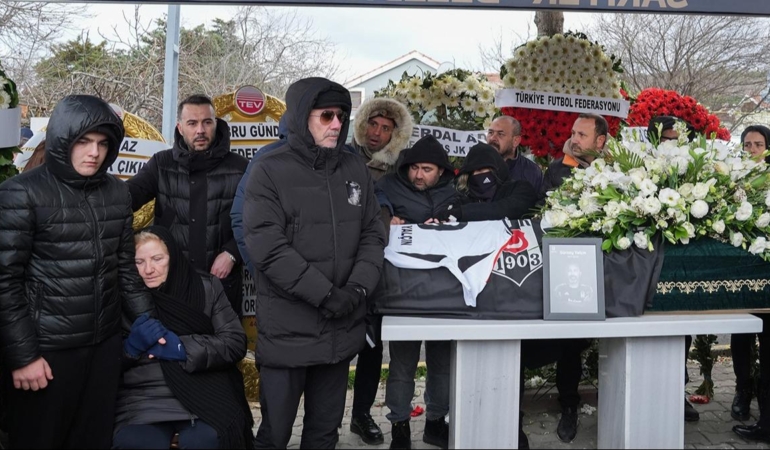 Şampiyonlar Cenaze Namazında Buluştu