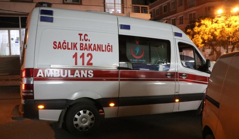 Yalova’da Alacak Tartışması Kavgaya Döndü: 2 Yaralı!