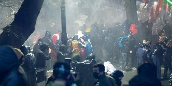 Ankara’da izinsiz gösteriye! Müdahale eden 5 polis yaralandı