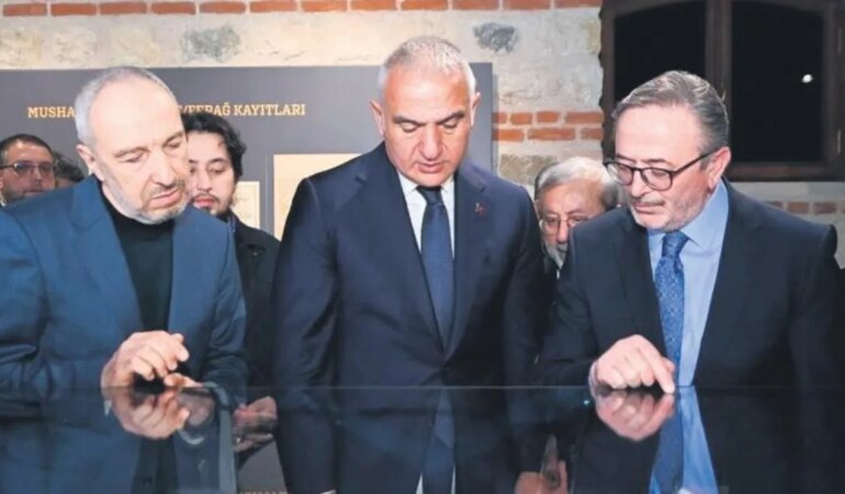Sultanların Mushafları Sergisi İstanbul’da Açıldı