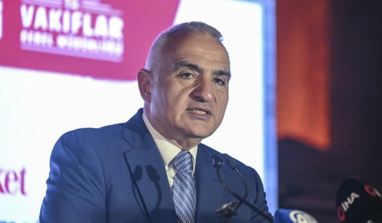 Bakan Ersoy: Türkiye, Kıbrıs Türk halkının yanında olmaya devam edecek