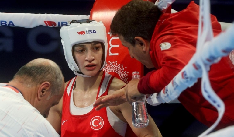 Buse Naz ve Sema, Çeyrek Finale Yükseldi!