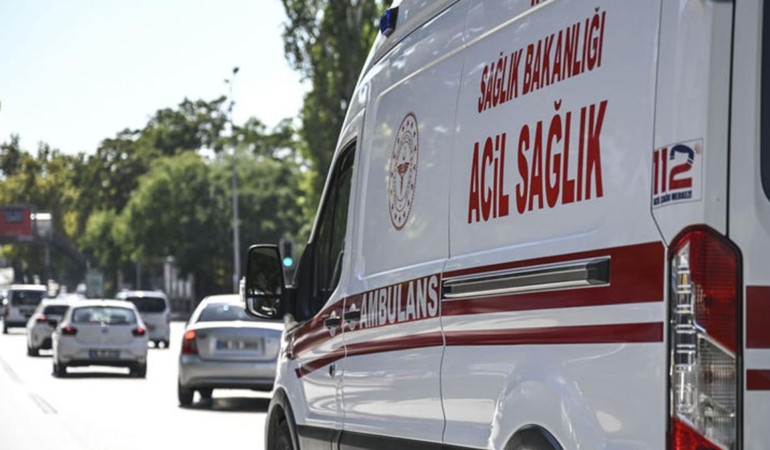 Tunceli’de Feci Kaza: 3 Yaralı, Yol Kapandı!