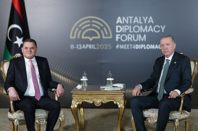 Cumhurbaşkanı Erdoğan, Antalya'da liderlerle bir araya geldi