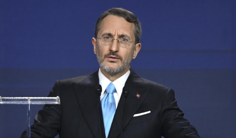 Fahrettin Altun’dan Özgür Özel’e Yolsuzluk Tepkisi