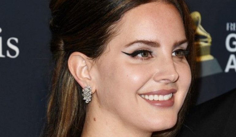 Lana Del Rey’in İlişkisi ve Yeni Şarkısı Çalkaladı!