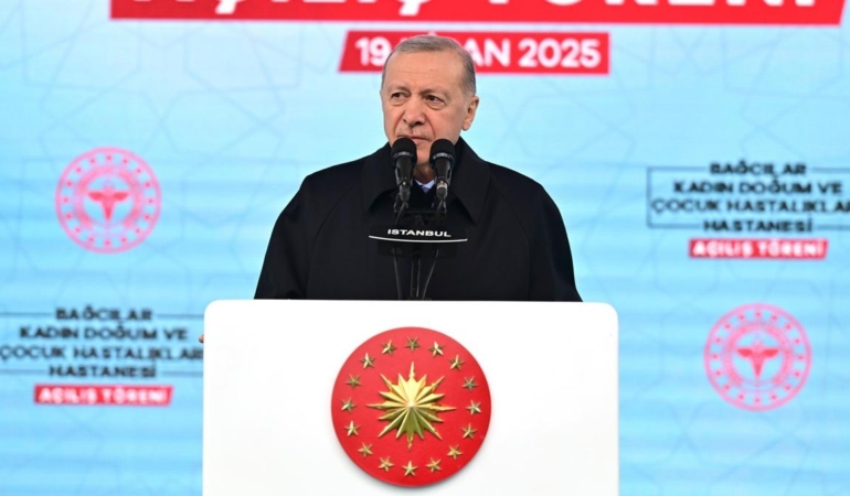 Başkan Erdoğan: İstanbul'un kaynaklarının kimlerin kesesine gittiği tek tek deşifre oluyor