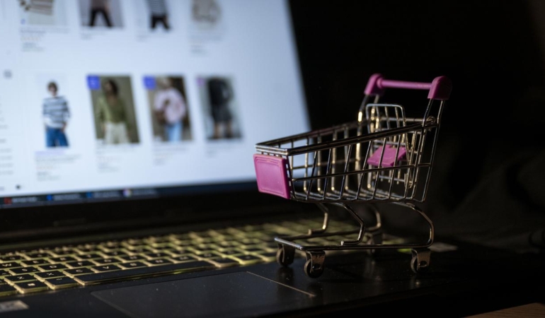 e-ticaret-aa-2196351.jpg
