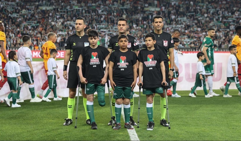 Gazze’ye Destek: Konyaspor-Galatasaray Maçında Mesajlar