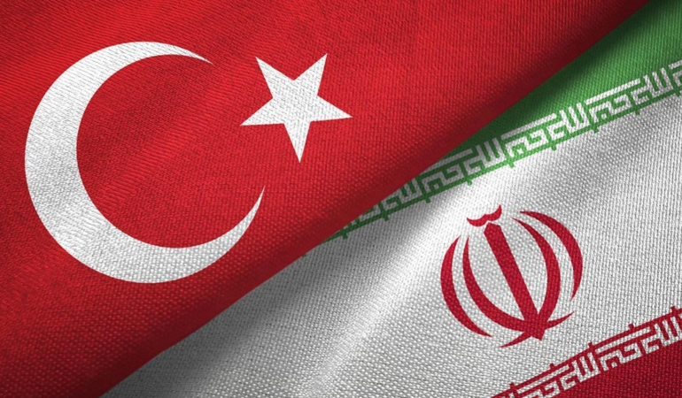 Iran’da Limanda Şiddetli Patlama: 8 Ölü, 750 Yaralı