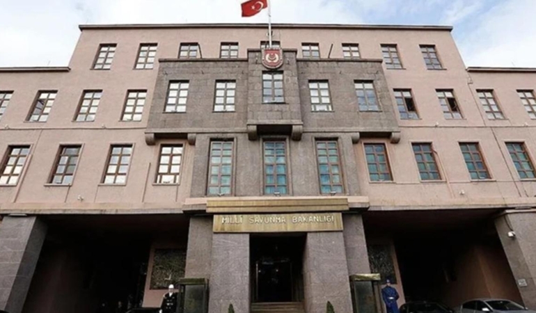 MSB: ‘Türkiye, Pakistan’a silah göndermedi!’