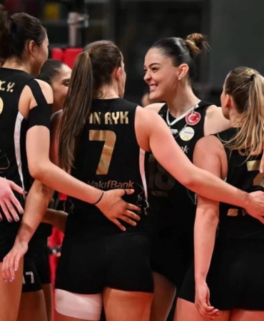 vakifbank-final-serisinde-554_2-41.jpg