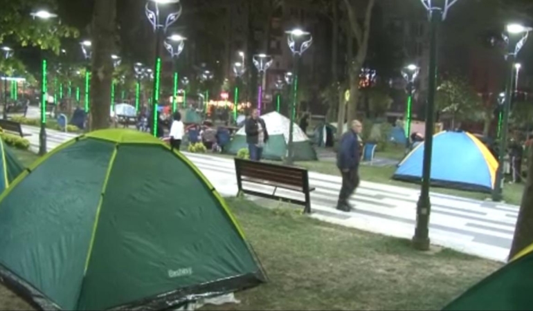 Silivri Depremi Sonrası Vatandaşlar Sokaklarda