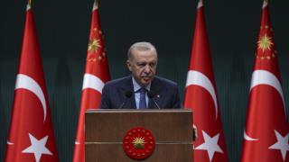 Cumhurbaşkanı Erdoğan'dan Özgür Özel'e geçmiş olsun telefonu