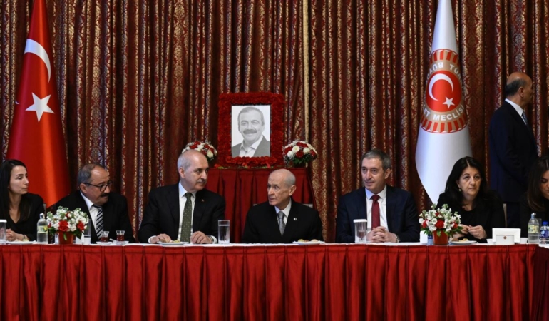 Bahçeli’den DEM Parti Heyetine Taziye Ziyareti