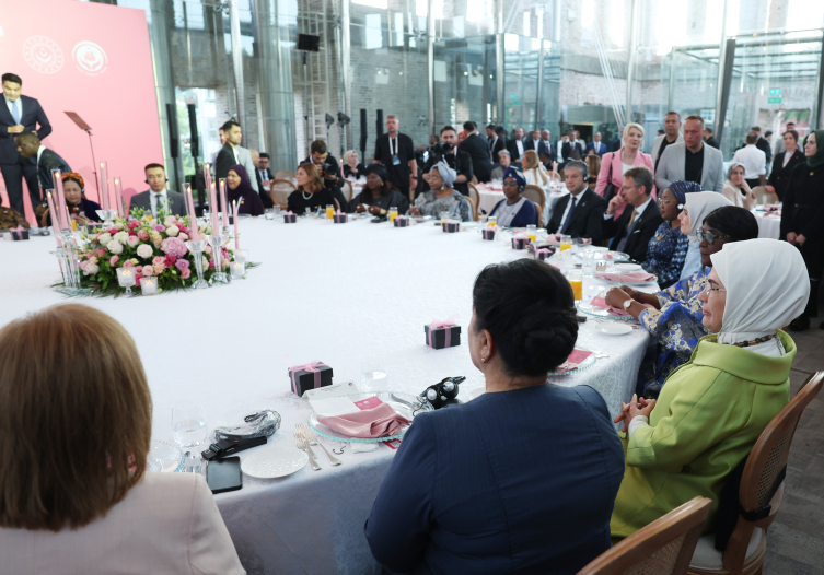 Emine Erdoğan: Aile toplumun en temel yapıtaşıdır