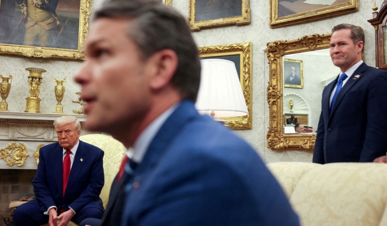 Hegseth’in Şifreleri Sızdı: Güvenlik Açığı Tehlikesi!