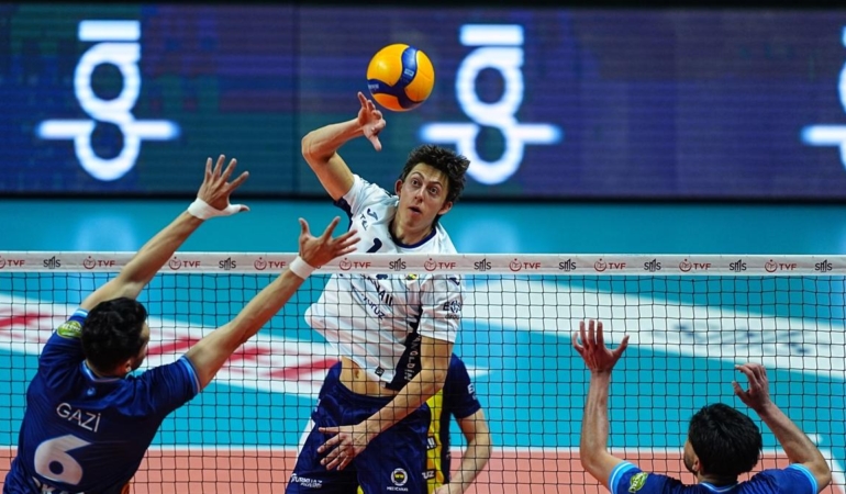 Fenerbahçe, Arkas’ı 3-1 ile Geçerek 3. Oldu!