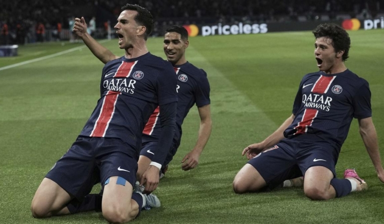 PSG, Arsenal’i eleyerek finale yükseldi!