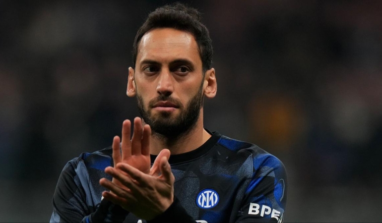 Çalhanoğlu’na 30 Bin Euro Ceza ve 1 Maç Yasak!