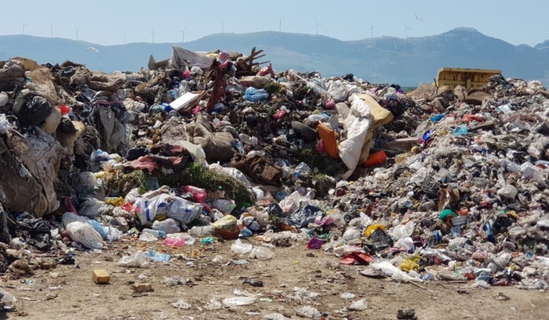 İzmir’e Çevre Kirliliğinden 3.7 Milyon Ceza!