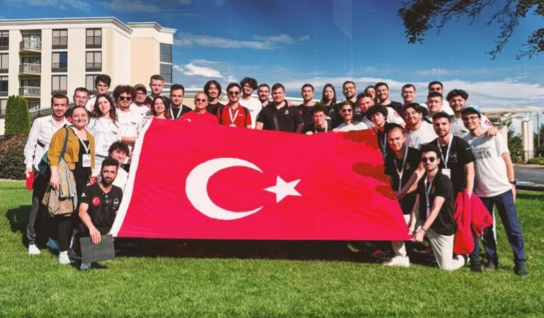 Türkiye, ABD’de Uzay Yarışmasında İki Ödül Kazandı!