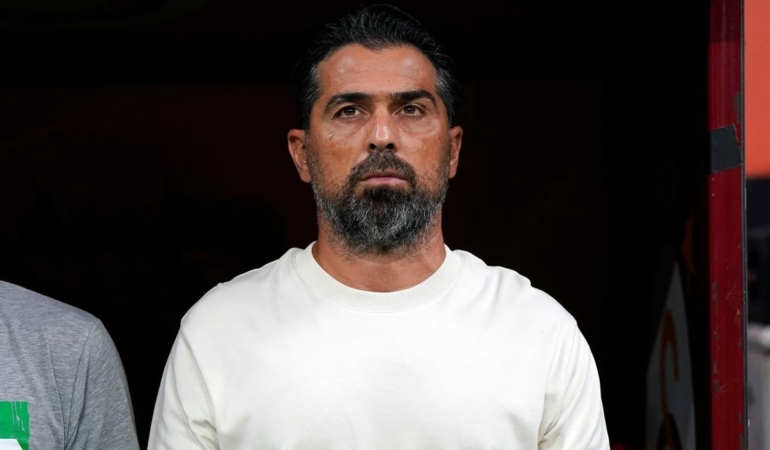 Çaykur Rizespor, İlhan Palut ile 1 Yıl İmzaladı!