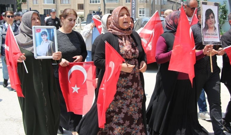 Van’da Aileler, Dağa Kaçırılan Çocuklar İçin Eylemde