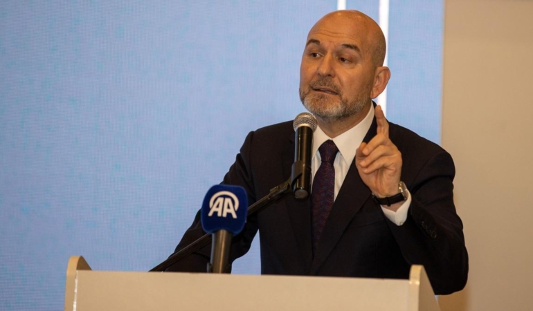 Soylu’ya Cumhuriyet Gazetesi’nden 25 Bin Lira!