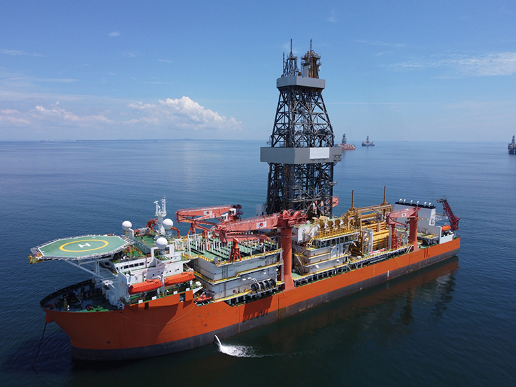 Türkiye'nin enerji filosu yeni sondaj gemileriyle güçleniyor